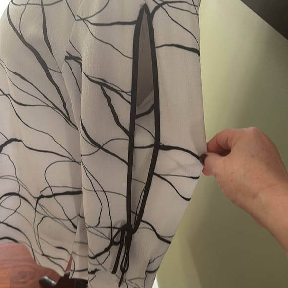 Vince Camuto Top - Large - Picture 4 of 8